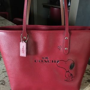 Coach snoopy tote
